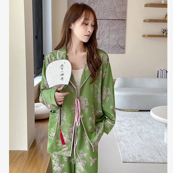 Women’s Satin Floral Pajama Set – 2-Piece Lounge Wea Women’s Satin Floral Pajama Set