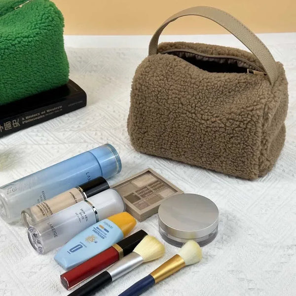 Winter Cosmetic Pouch Fluffy Travel Cosmetic Bag